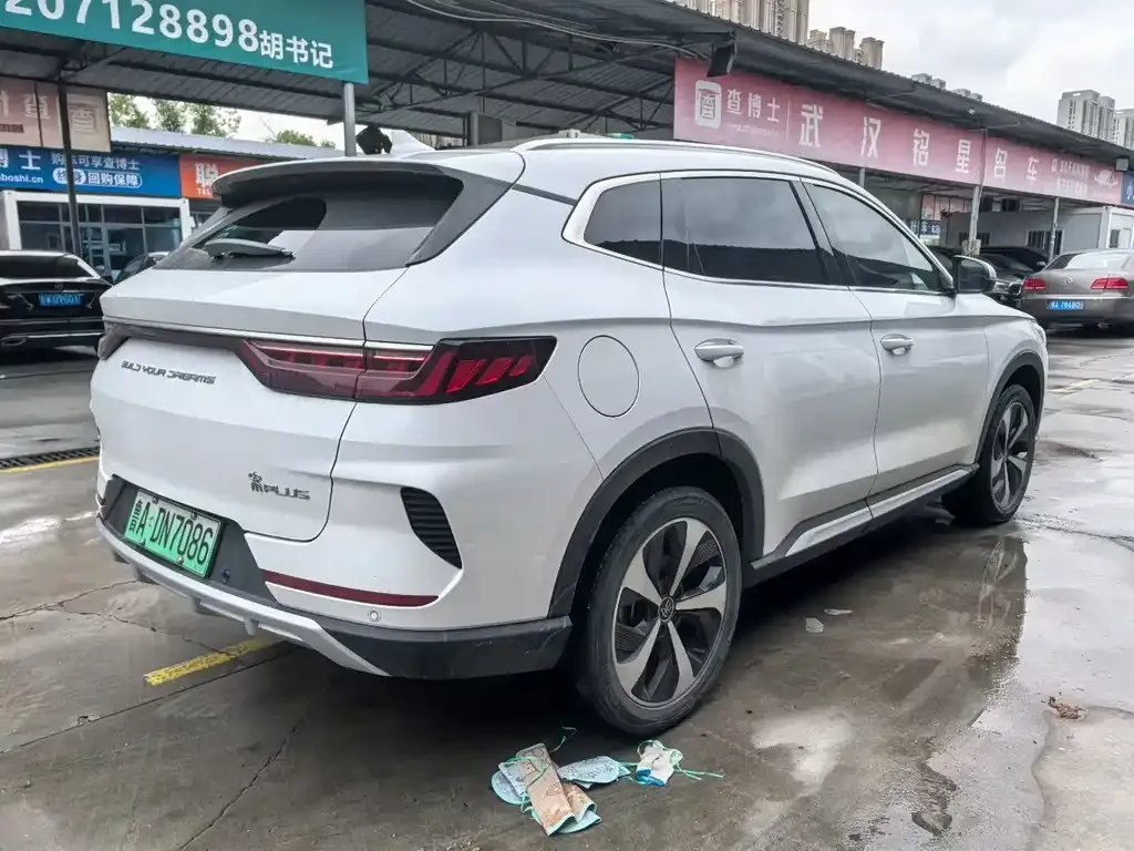BYD PLUS New Energy — фото 7