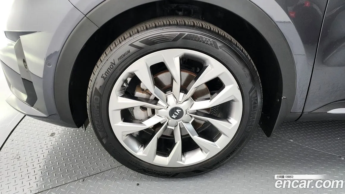 Kia Sorento — фото 5