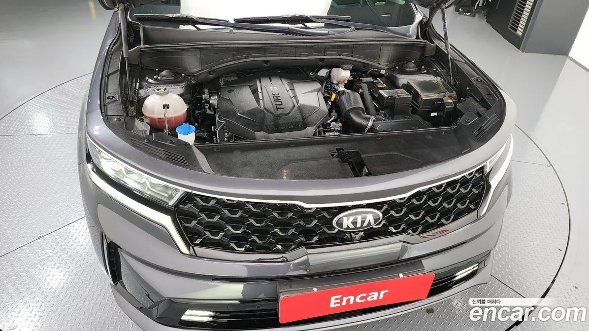 Kia Sorento — фото 6