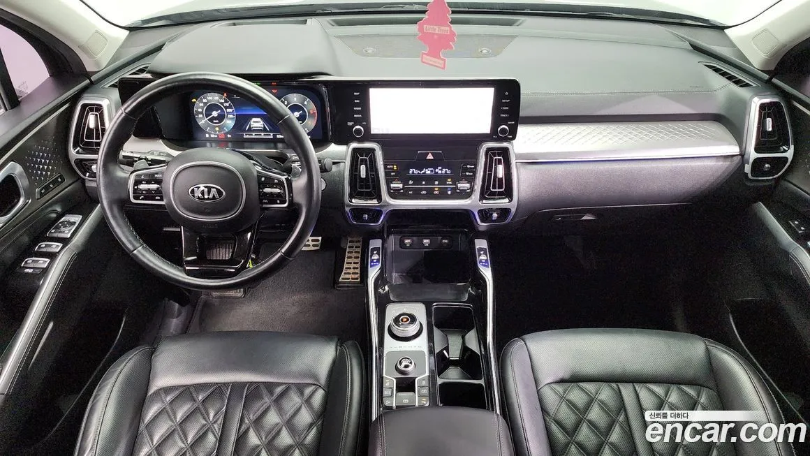Kia Sorento — фото 7