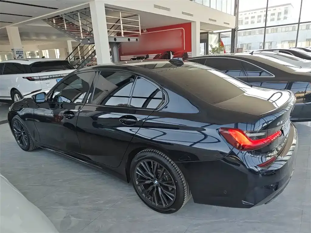 BMW 3 Series 2022 из CN, фото 5