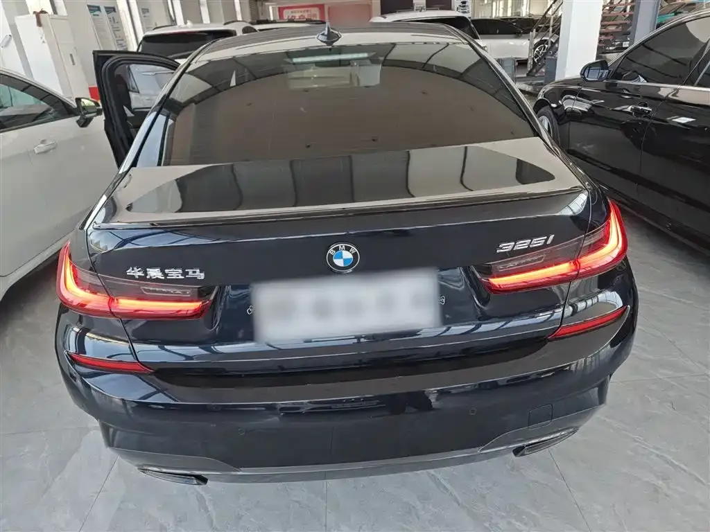 BMW 3 Series 2022 из CN, фото 6