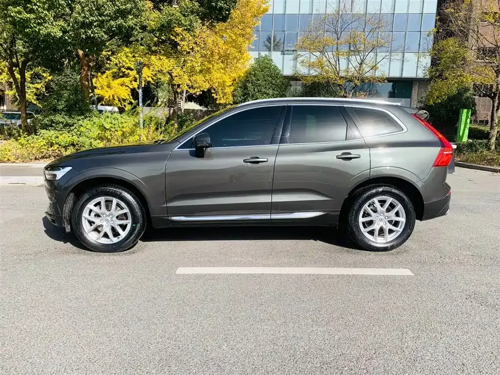 Volvo XC60 2021 из CN, фото 6