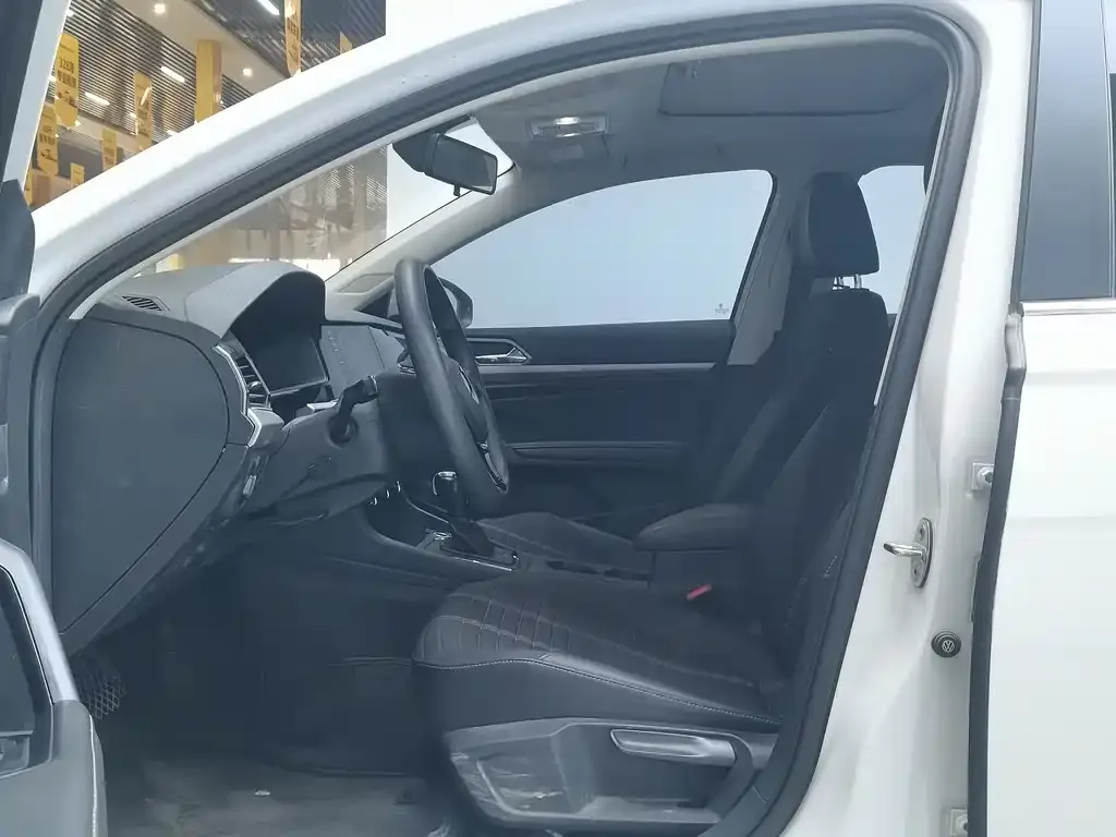 Volkswagen Lavida 2022 из CN, фото 4