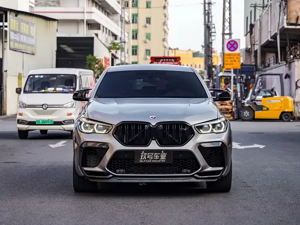 BMW X6 M 2022 из CN, фото 2