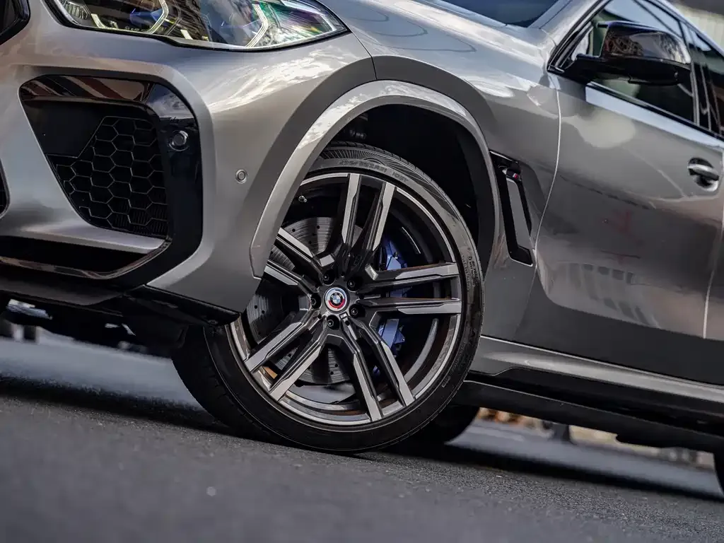 BMW X6 M 2022 из CN, фото 5