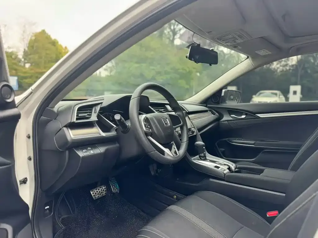 Honda Civic 2021 из CN, фото 7