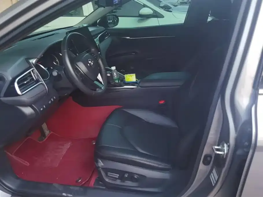 Toyota Camry 2021 из CN, фото 9