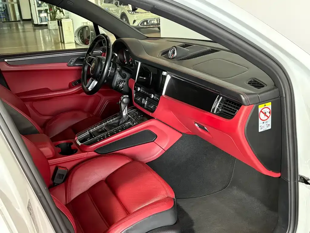 Porsche Macan 2021 из CN, фото 10