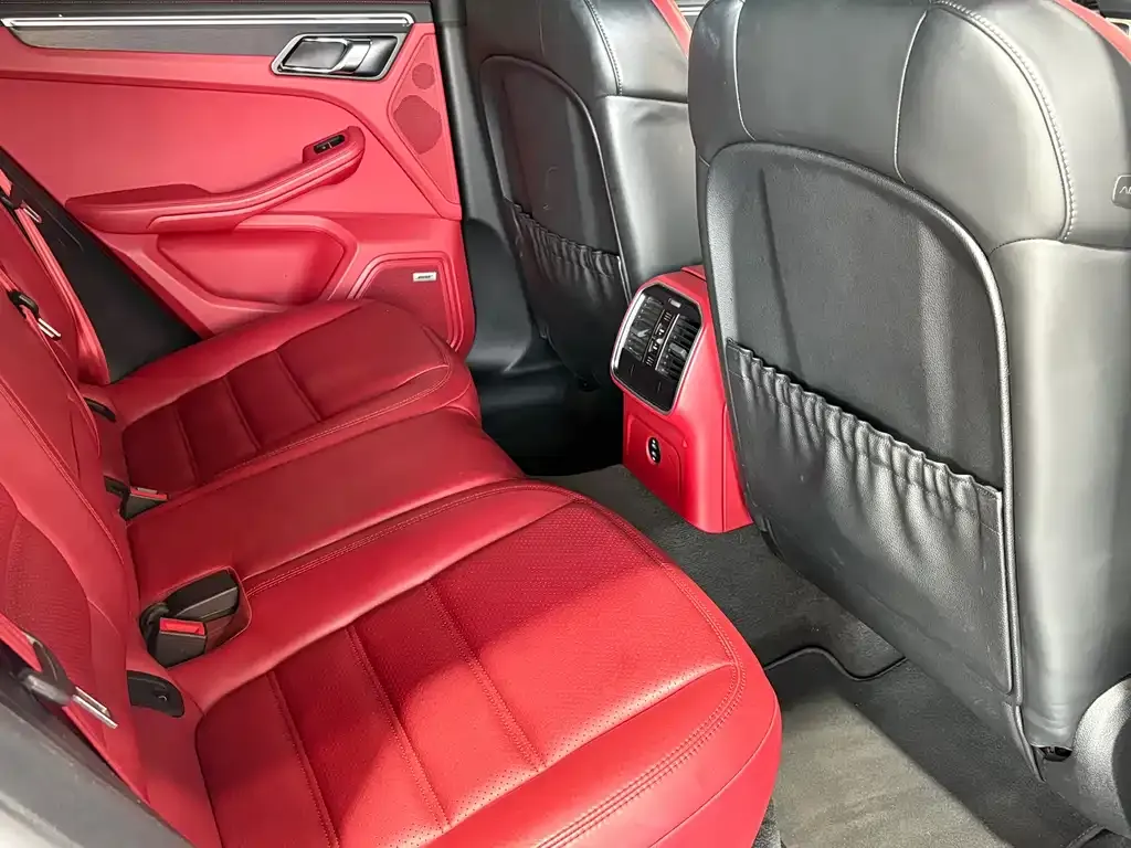 Porsche Macan 2021 из CN, фото 7