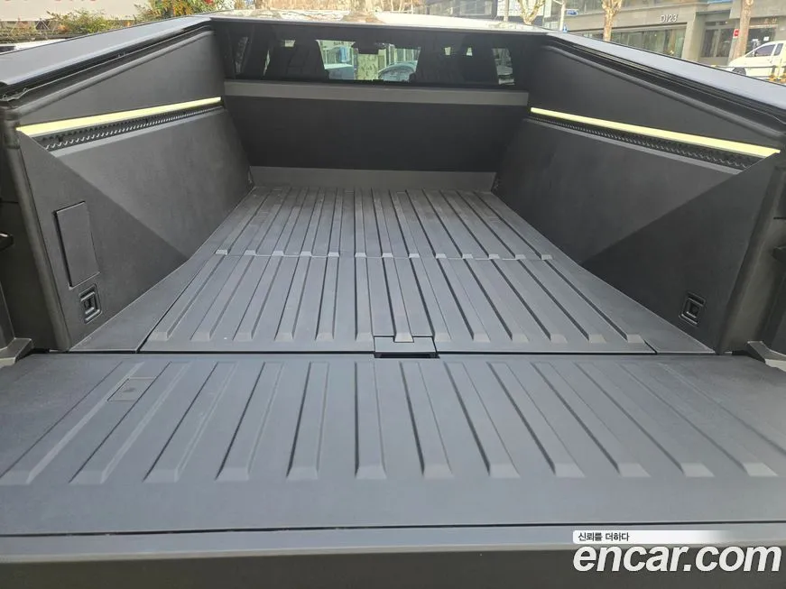 Tesla Cybertruck 2025 из KR, фото 3