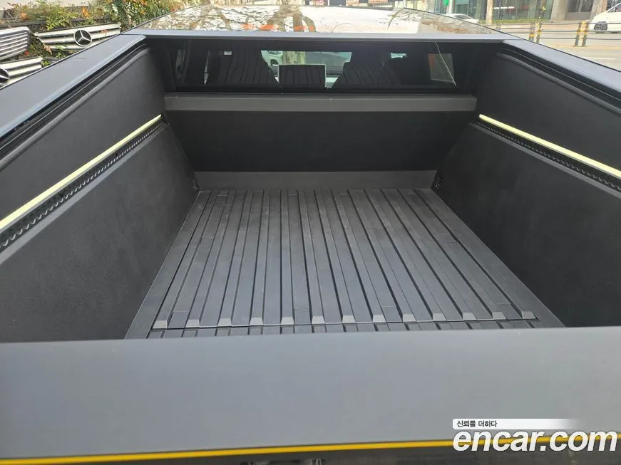 Tesla Cybertruck 2025 из KR, фото 4
