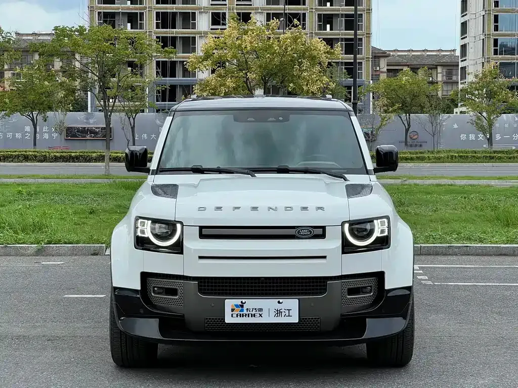 Land Rover Defender — фото 2