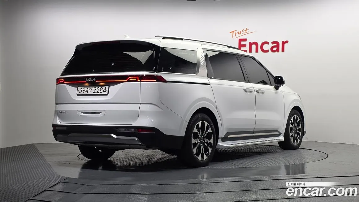 Kia Carnival — фото 2