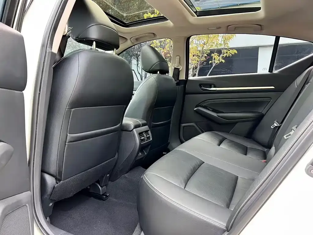 Nissan Teana 2022 из CN, фото 5