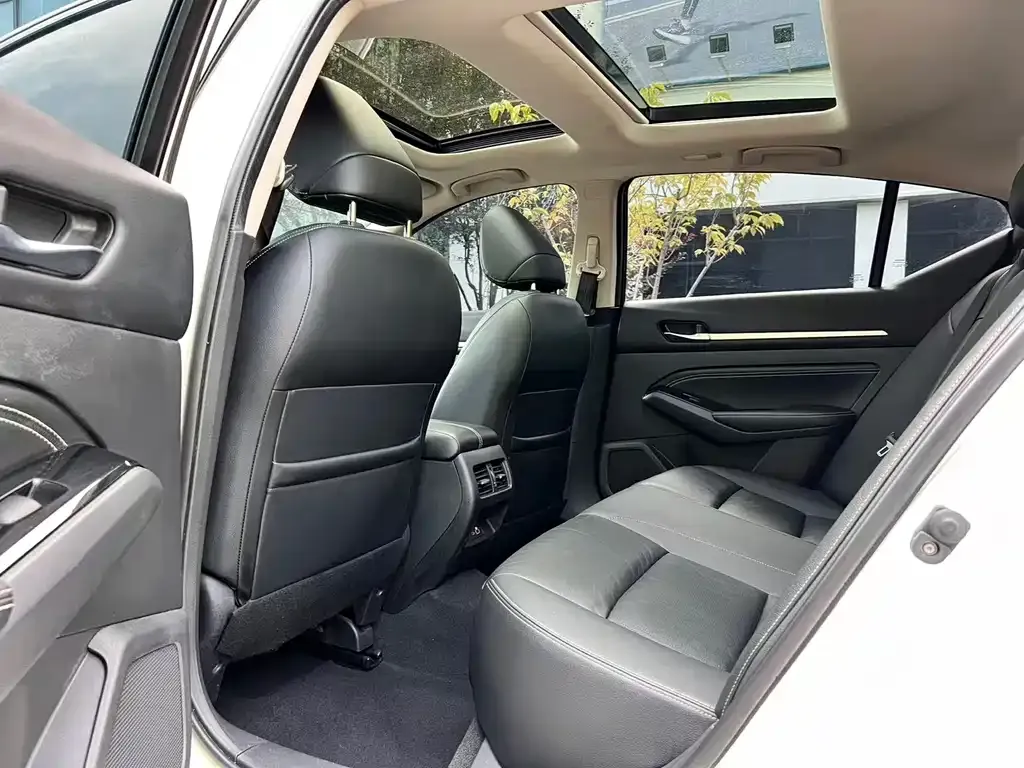 Nissan Teana 2022 из CN, фото 6