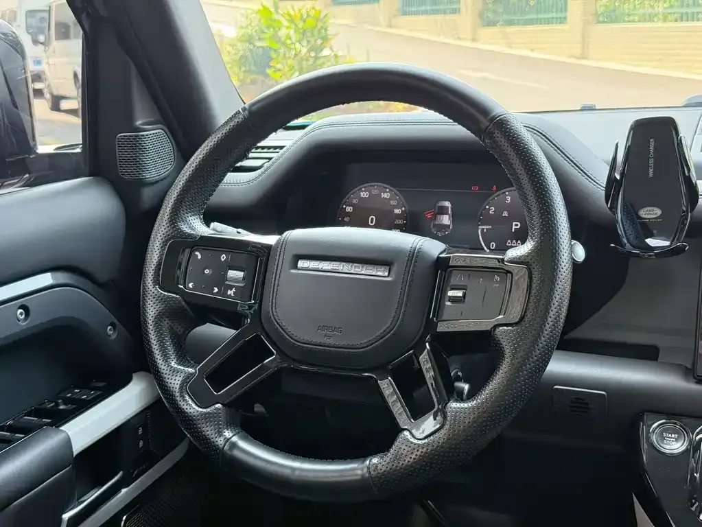 Land Rover Defender 2023 из CN, фото 4