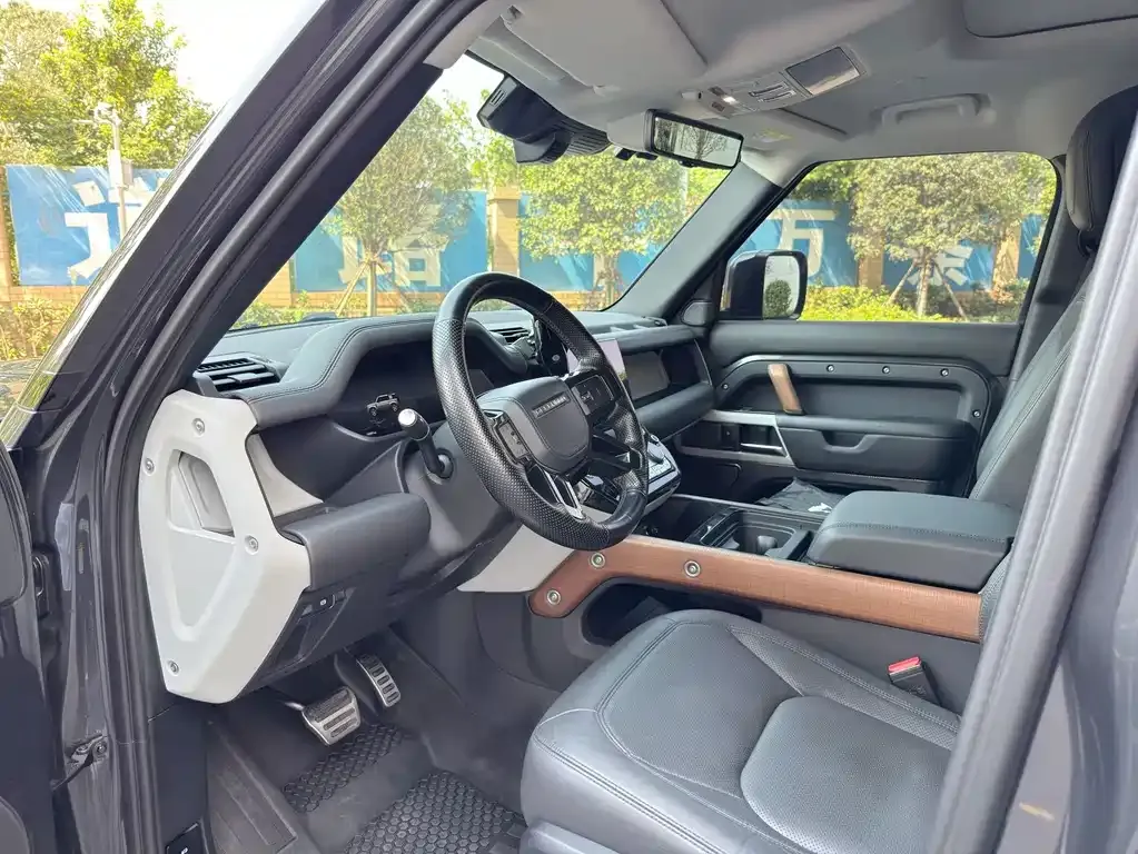Land Rover Defender 2023 из CN, фото 7