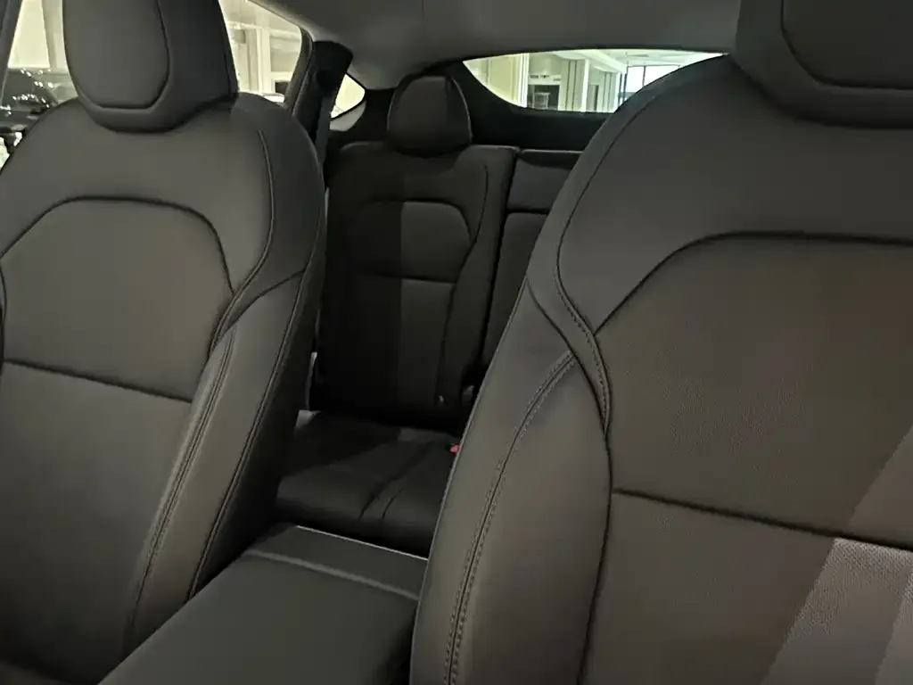 Tesla Model Y 2025 из CN, фото 10
