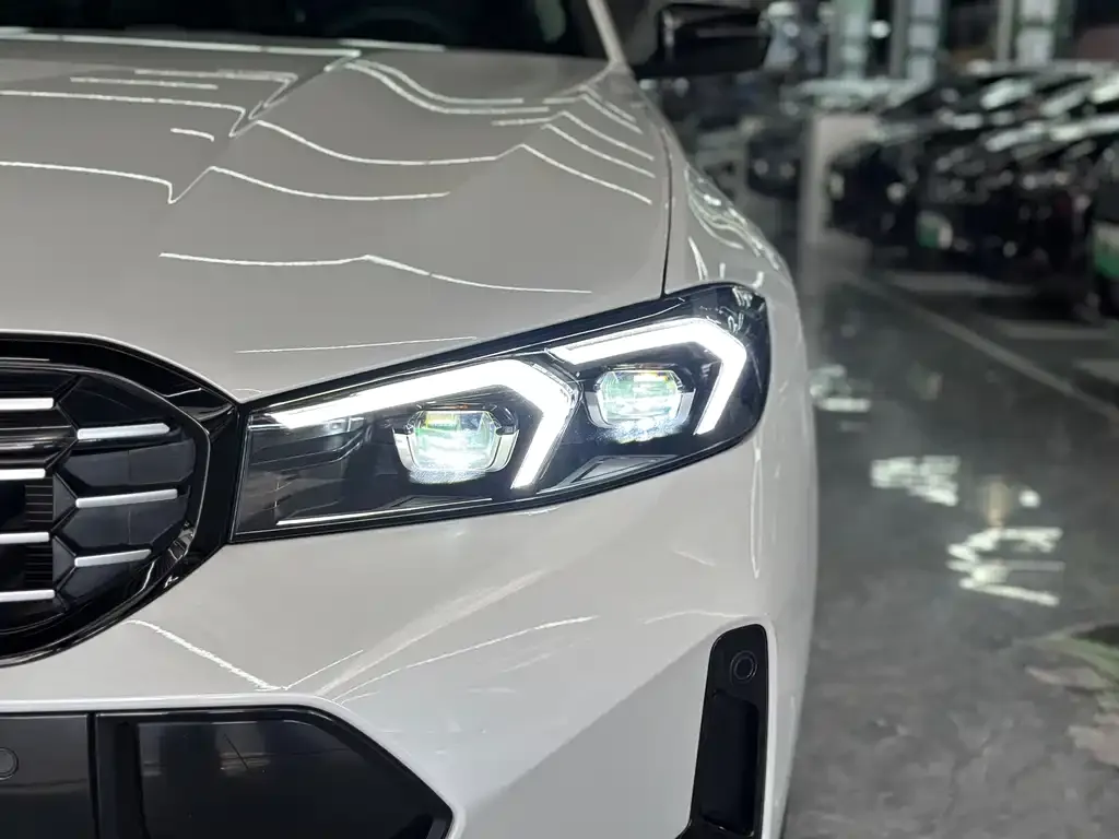BMW 3 Series 2023 из CN, фото 5