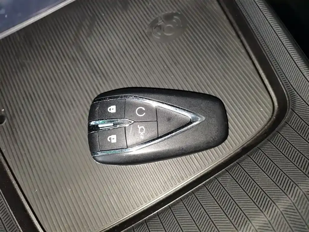 Changan Eado 2025 из CN, фото 9