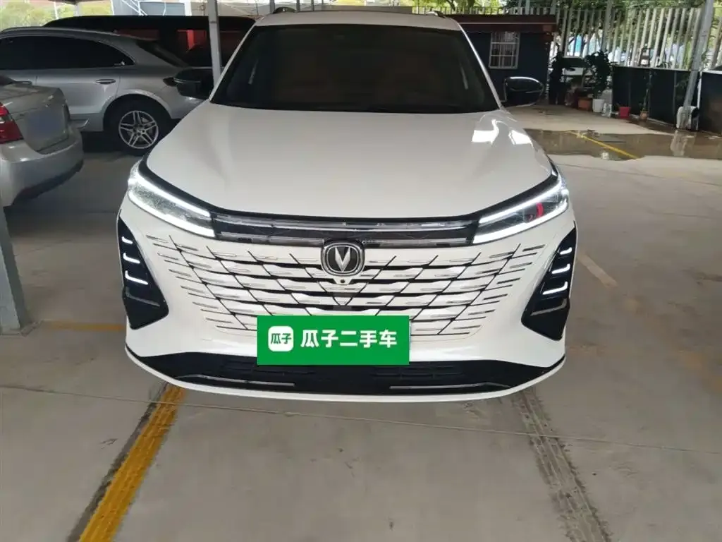 Changan CS75PLUS — фото 3