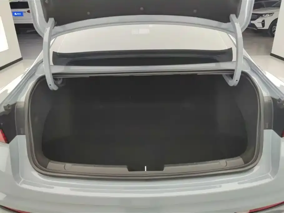 Geely Xingrui 2024 из CN, фото 4