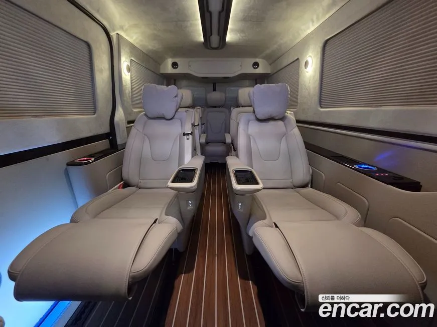 Mercedes-Benz Sprinter 2023 из KR, фото 10