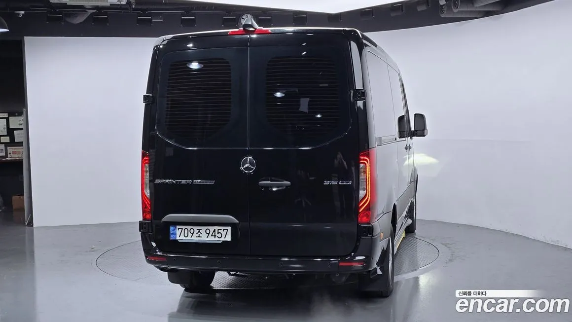 Mercedes-Benz Sprinter 2023 из KR, фото 4