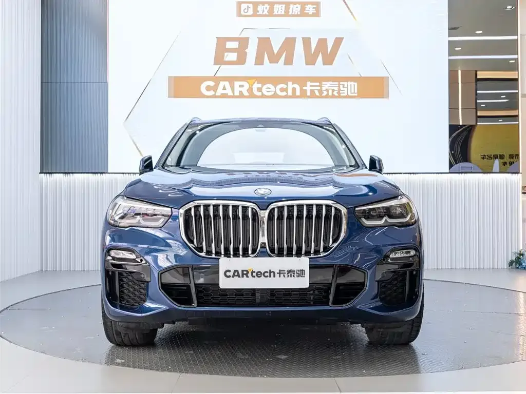 BMW X5 (Import) — фото 1