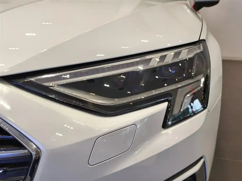 Audi A3 2023 из CN, фото 8