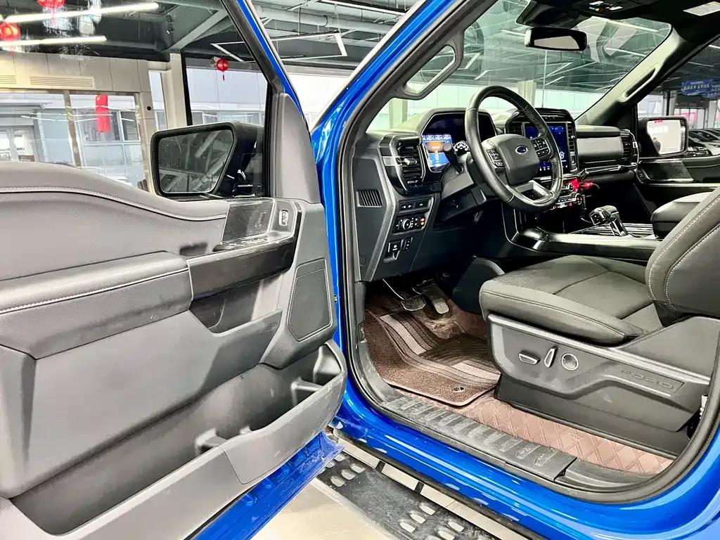 Ford F-150 Raptor 2023 из CN, фото 6