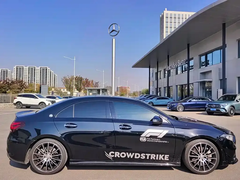 Mercedes-Benz A-Class AMG — фото 4