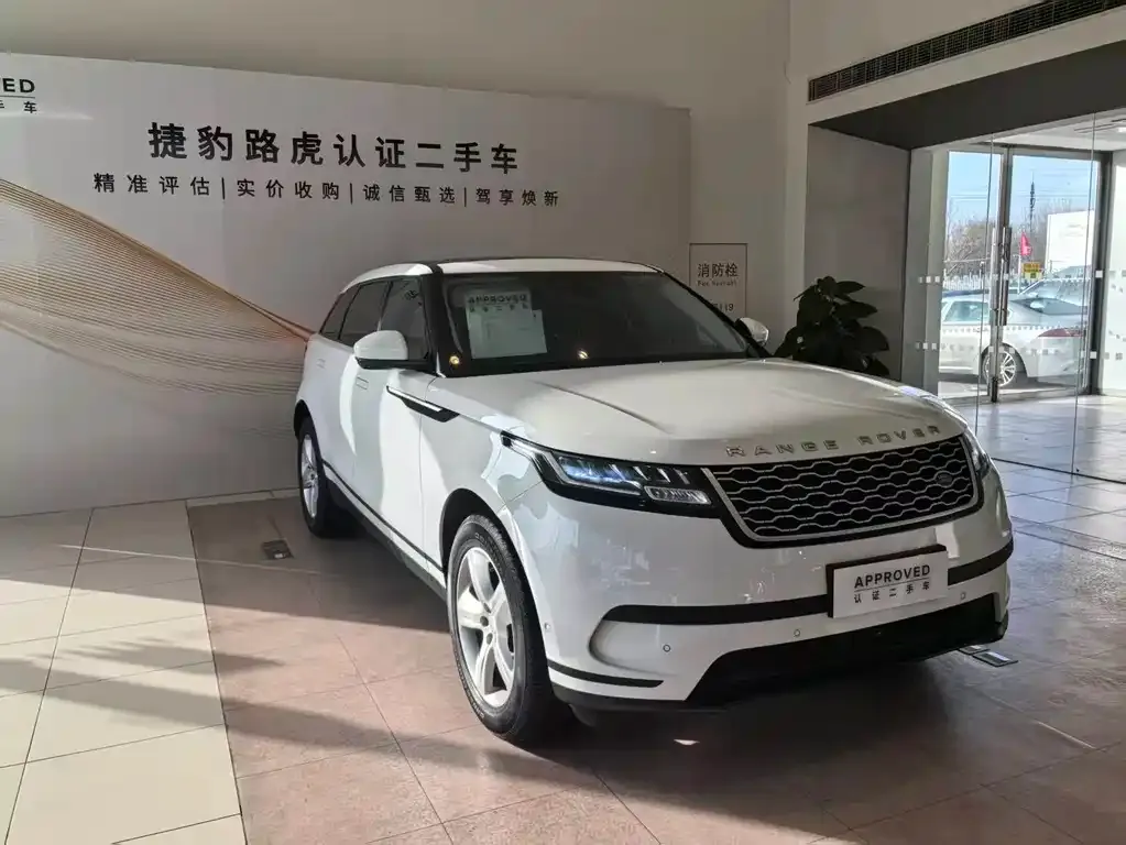 Land Rover Velar — фото 1