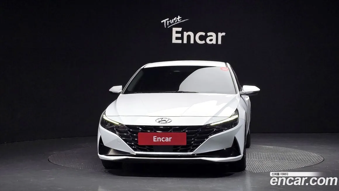 Hyundai AVANTE — фото 3