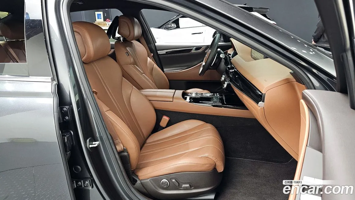 Genesis G80 — фото 10