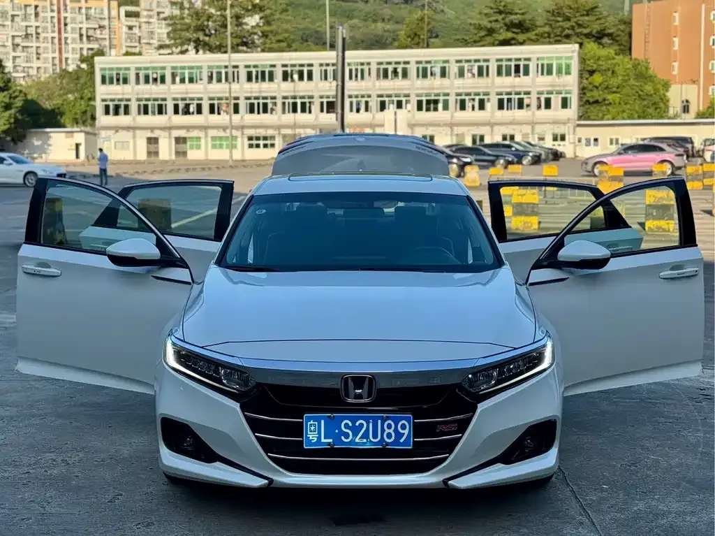 Honda Accord 2023 из CN, фото 4