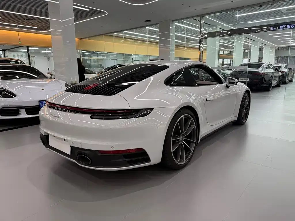 Porsche 911 2022 из CN, фото 5