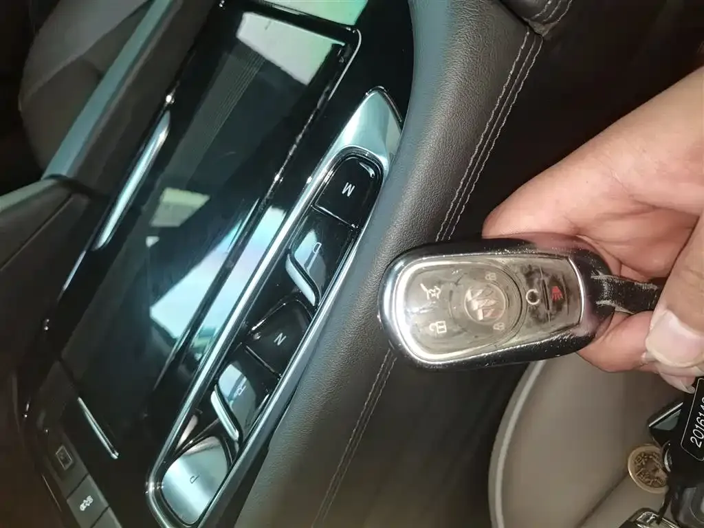 Buick Enclave 2022 из CN, фото 9