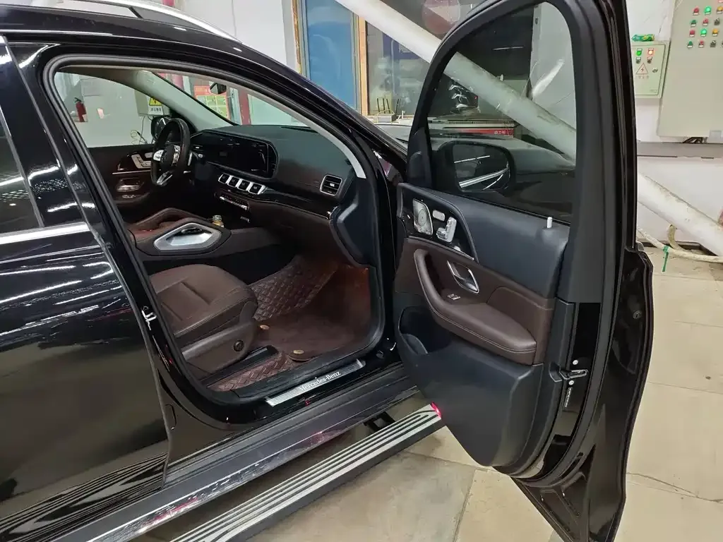 Mercedes-Benz GLS 2024 из CN, фото 8