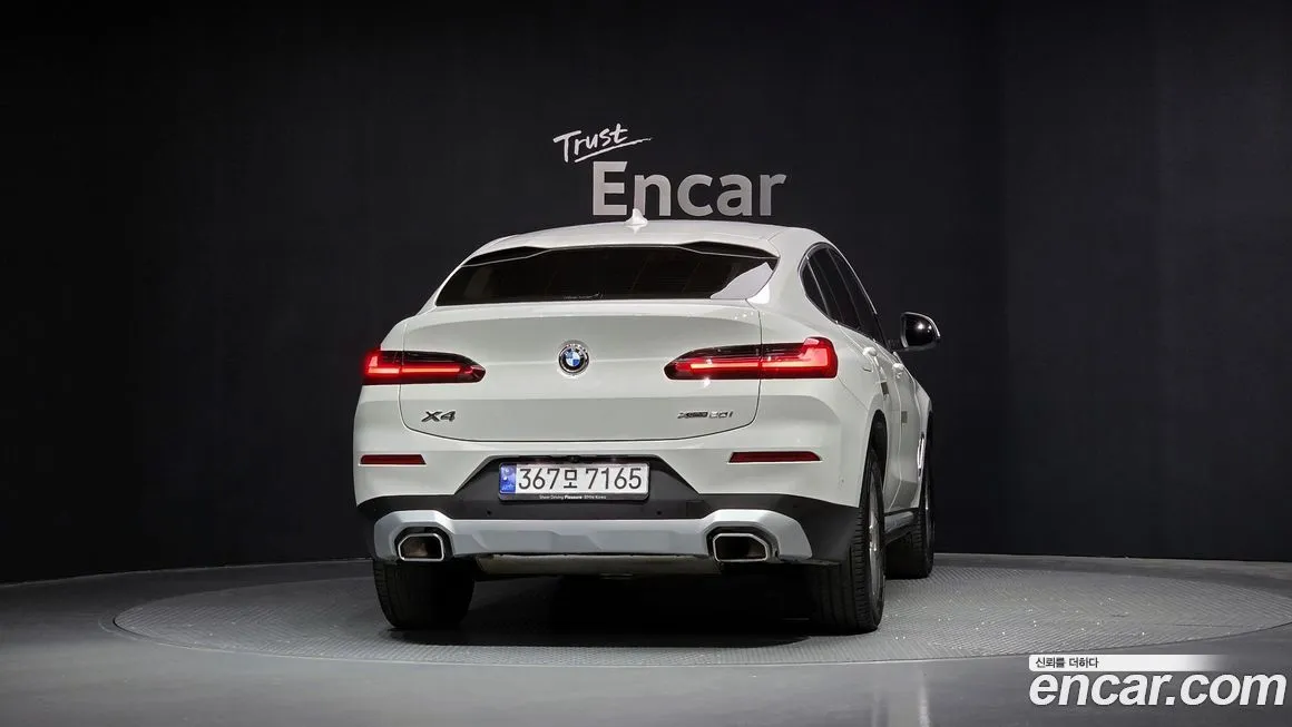 BMW X4 — фото 4