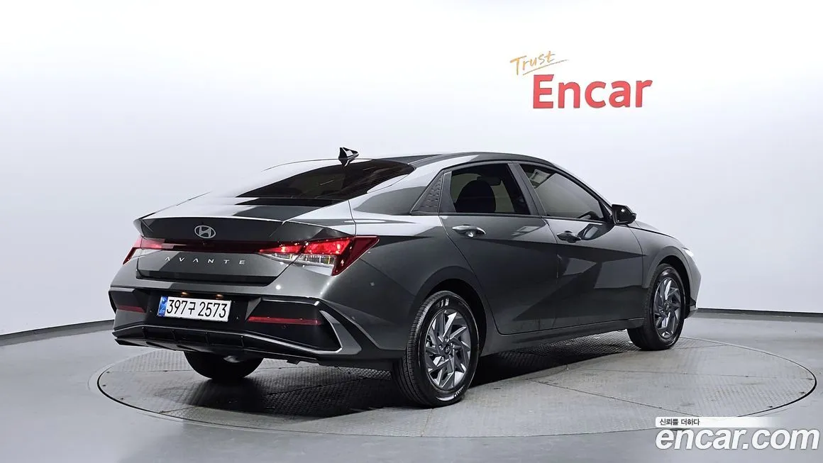 Hyundai AVANTE — фото 2