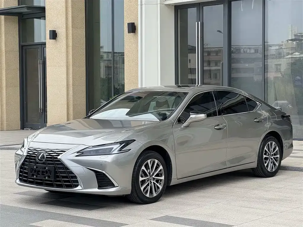 Lexus ES 2025 из CN, фото 1