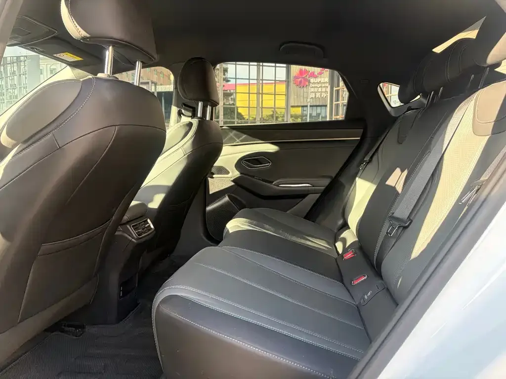 BYD Qin L 2024 из CN, фото 9