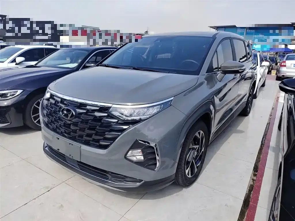 Hyundai Custo — фото 1