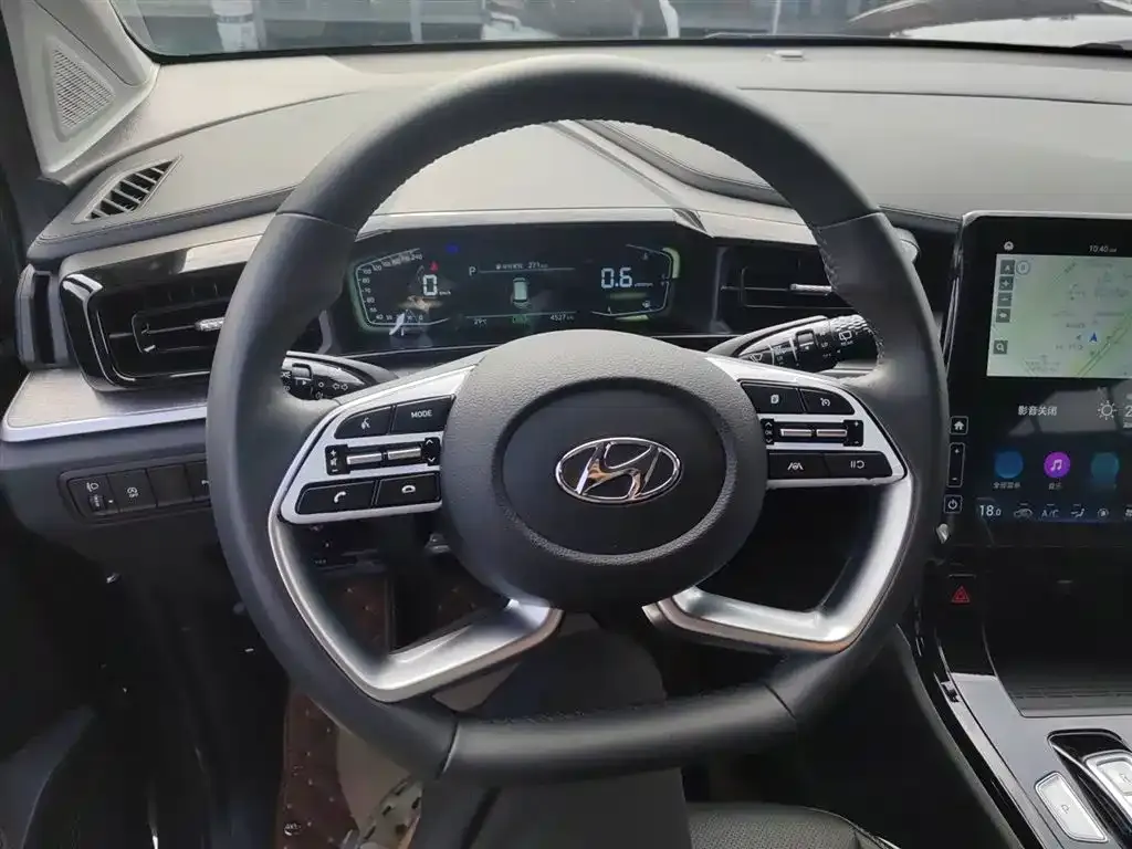Hyundai Custo — фото 3