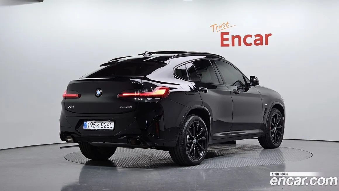 BMW X4 2025 из KR, фото 2