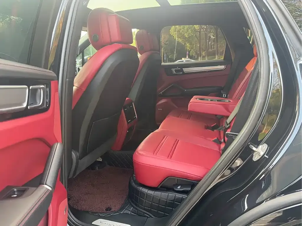 Porsche Cayenne 2023 из CN, фото 6