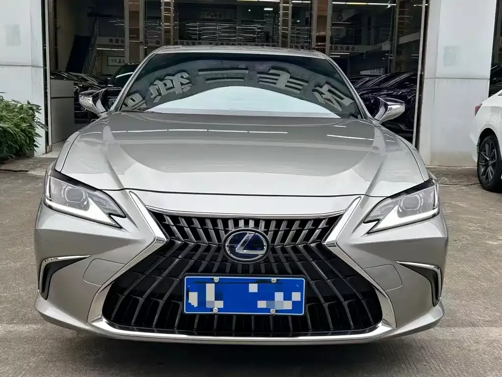 Lexus ES 2022 из CN, фото 2