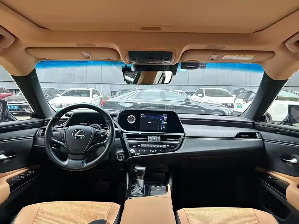 Lexus ES 2022 из CN, фото 6